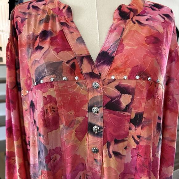 Cocomo Y2K Studded Floral Top 1X Plus Boho Roll Tab Stretchy Abstract Pleated - Picture 3 of 9